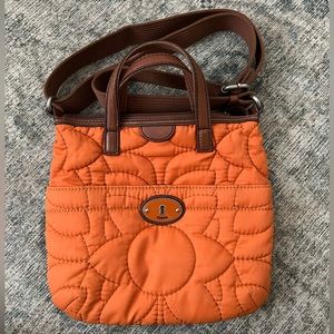 Fossil vintage key per orange crossbody